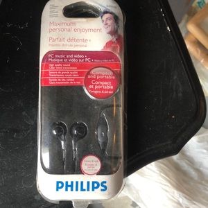 Philips earphones w/ mic